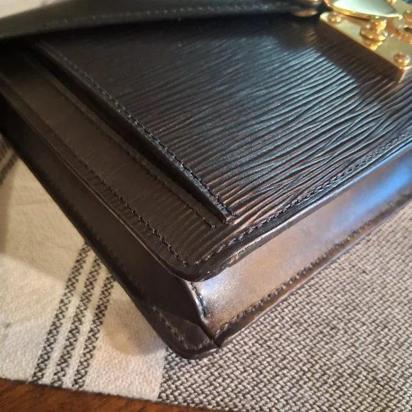 Louis Vuitton Black Clutch with Gold Hardware - Picture 6 of 16